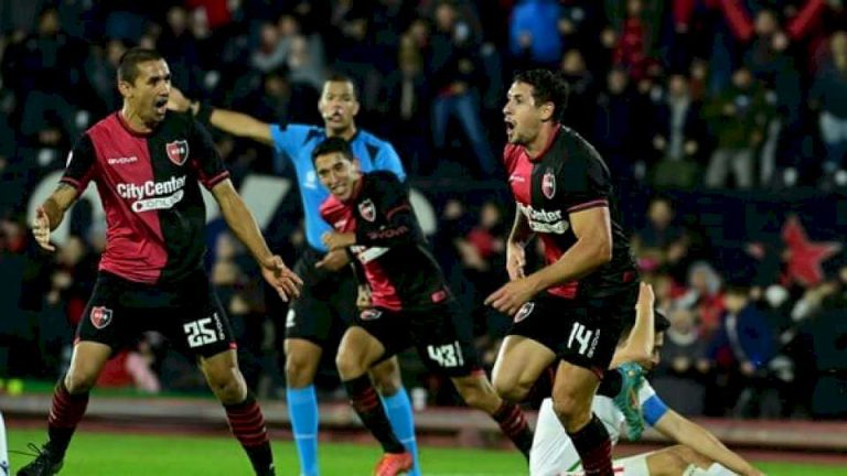 copa-sudamericana:-como-y-cuando-se-juegan-los-playoffs-de-los-octavos-de-final