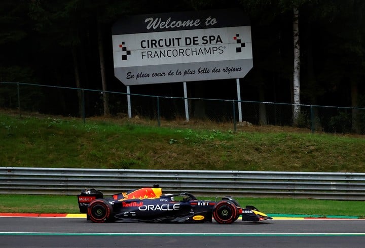 formula-1:-spa,-el-autodromo-«manchado-con-sangre»-que-ama-max-vestappen-y-que-por-ahora-resiste-en-el-calendario