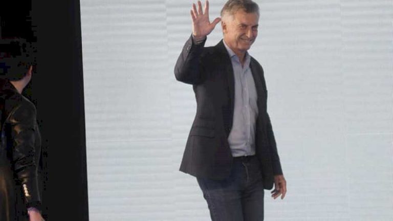 la-advertencia-de-mauricio-macri-tras-el-triunfo-de-javier-milei-en-las-paso:-«si-tu-audacia-se-pasa-de-largo,-sos-temerario-como-putin»