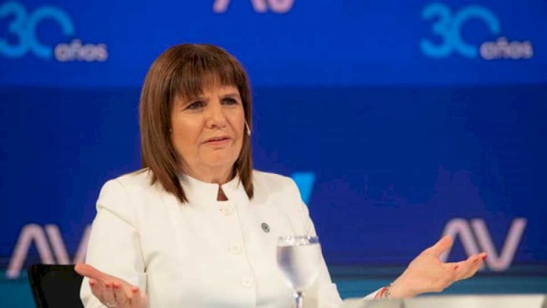 patricia-bullrich:-«lo-que-argentina-necesita-no-es-un-economista,-lo-que-necesita-es-un-lider-que-banque-a-un-economista-que-haga-lo-que-hay-que-hacer»