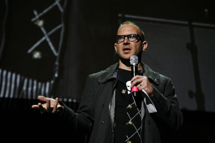 cory-doctorow-y-«la-estafa-de-internet»:-«la-tecnologia-es-el-campo-donde-vamos-a-librar-todas-las-batallas-que-importan»