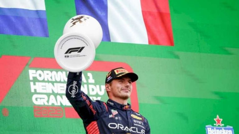 formula-1:-max-verstappen,-imparable,-escribe-una-nueva-era-dorada-a-toda-velocidad