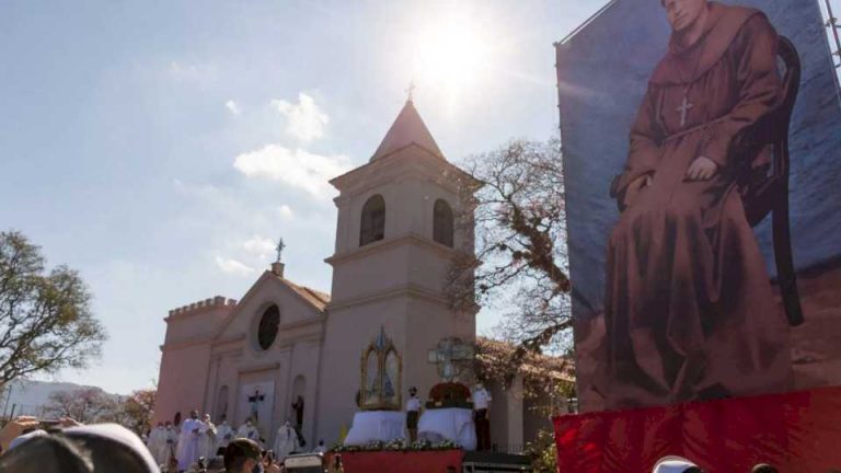 emotiva-celebracion-por-el-2o-aniversario-de-la-beatificacion-de-fray-mamerto-esquiu