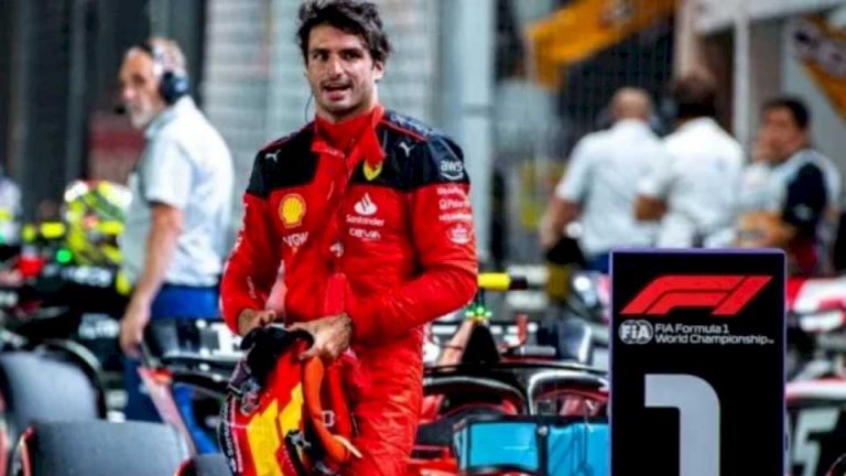 sainz-gano-el-gp-de-singapur-y-termino-con-la-racha-de-verstappen