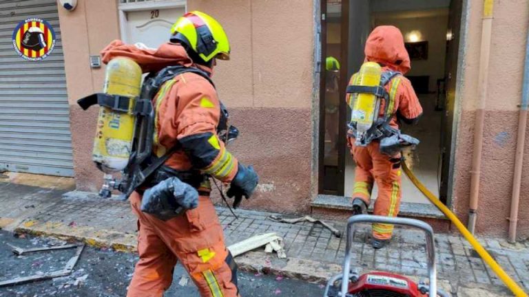 un-fallecido-en-el-incendio-en-una-vivienda-de-valencia