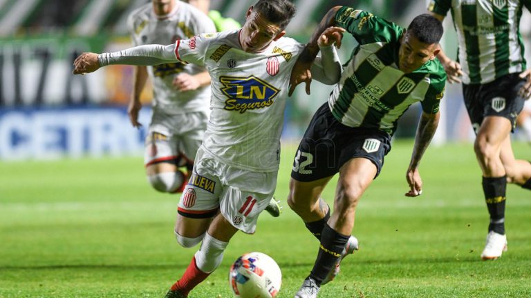 banfield-visita-a-barracas-central-por-la-copa-de-la-liga-profesional