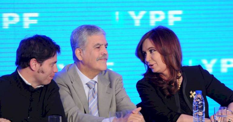 ypf:-el-fondo-burford-pide-embargar-bienes-argentinos-en-30-dias