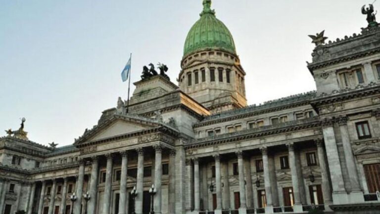 El Gobierno oficializó el llamado a sesiones extraordinarias