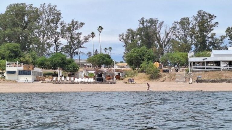 Murió una joven en el lago Piedras Moras: cinco ahogados en el verano