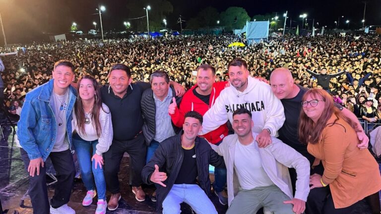 Q Lokura encendió el Festival del Zapallo con su show