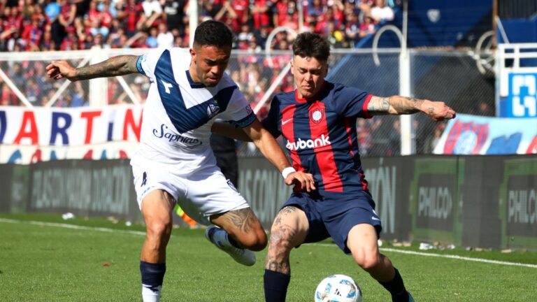 Vélez va por su primera victoria