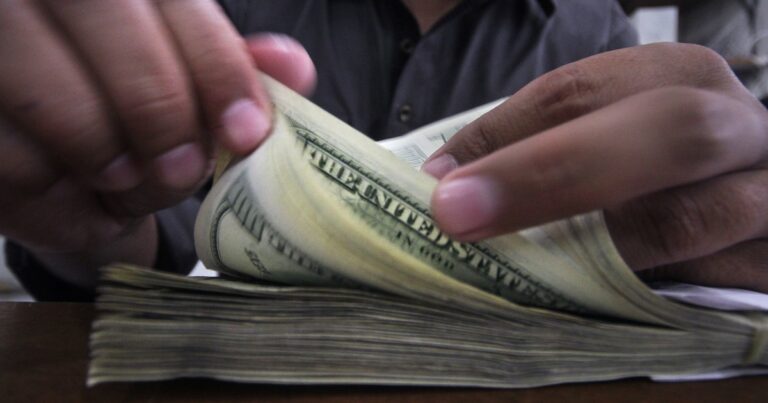 Dólar blue hoy: a cuánto cotiza este miércoles 12 de marzo