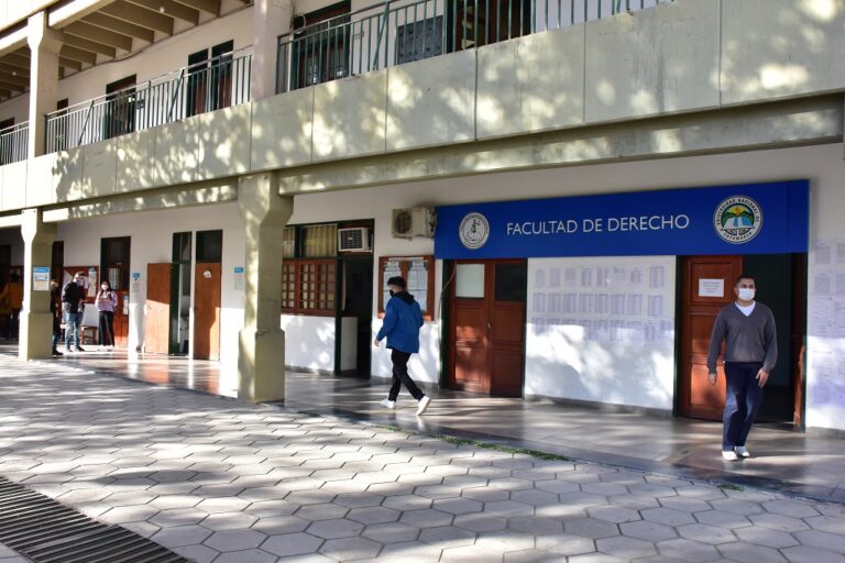 La Facultad de Derecho lanzó cursos de Formación en Derecho y Gestión de Conflictos