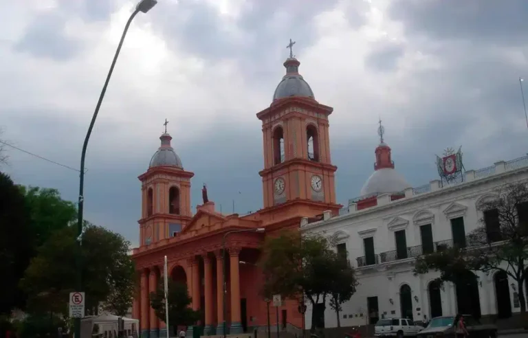 Sábado inestable: tormentas aisladas y ráfagas de viento