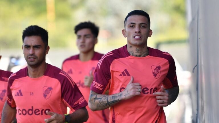 River visita a Riestra con la obligación de ganar