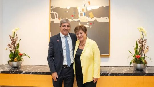 Según un economista, las dépositos cayeron 4.000 millones de dólares en los últimos meses