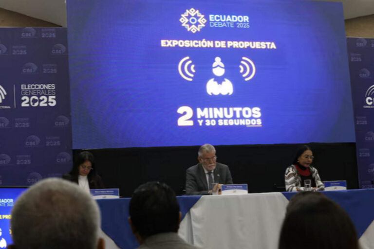 Las posturas claves del debate presidencial entre Noboa y González