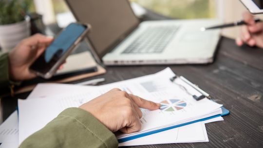 Cómo armar una cartera de inversión sin caer en estafas