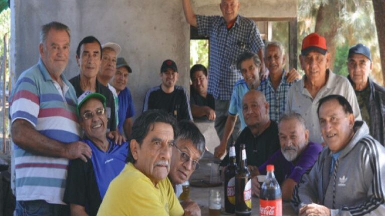 Los que están solos… e inútilmente siguen esperando