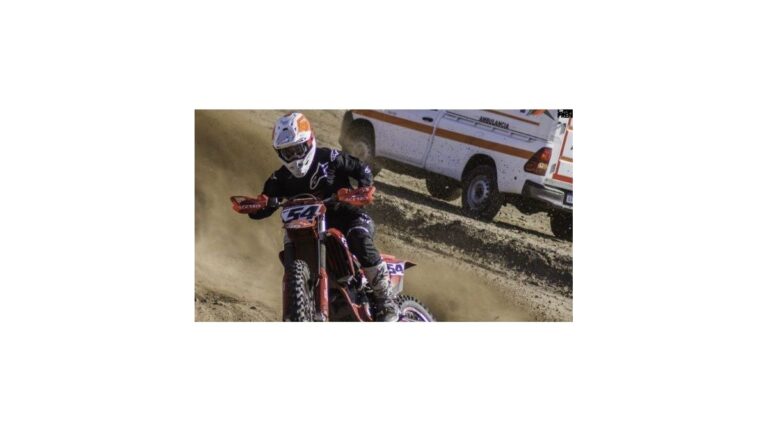 El motocross del Poncho sale a rodar