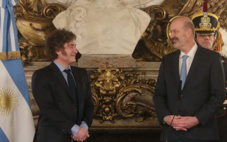 Las 101 desregulaciones que aplicó el Gobierno en un año con Sturzenegger a la cabeza