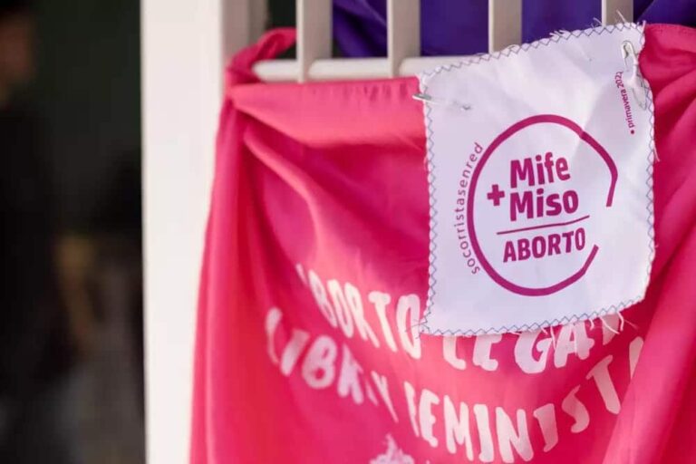 Donde no llega la ley: socorristas en Catamarca acompañan decisiones