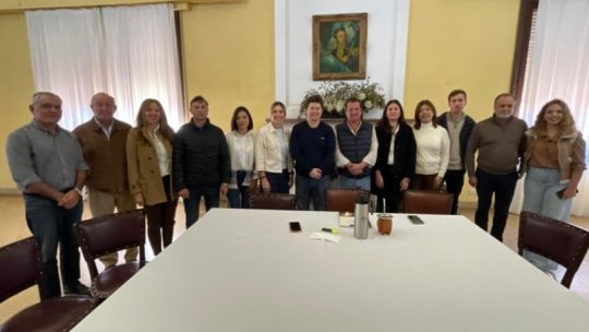 La Libertad Avanza inicia «maratón» electoral en Corrientes: apuntan a recorrer 1.300 kilómetros