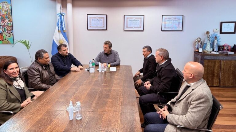 Cusipuma, junto a Massa