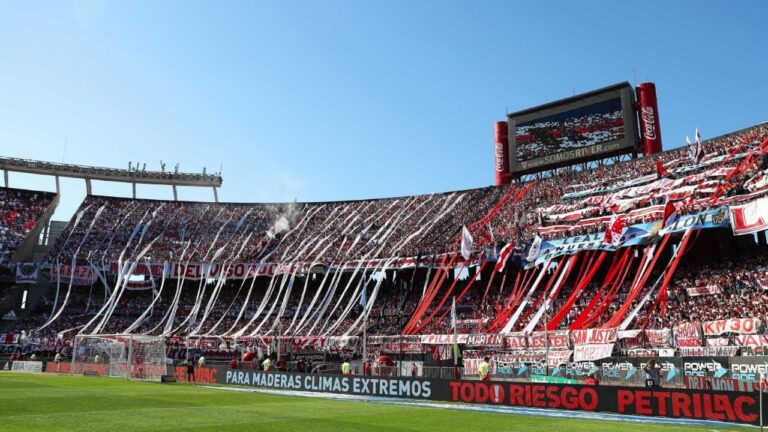 River y San Lorenzo protagonizan un esperado clásico en Núñez