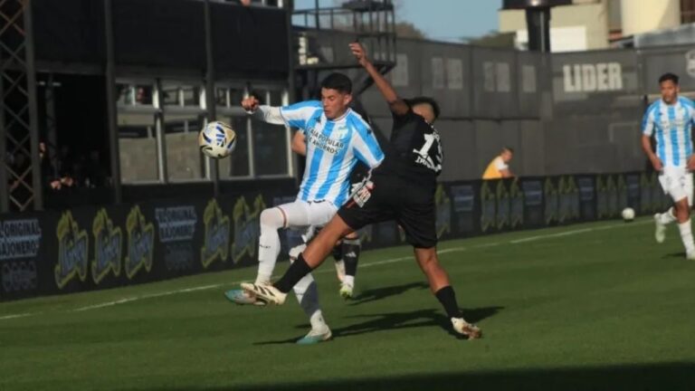 Riestra se impuso ante Atlético Tucumán  por un penal y es escolta de River