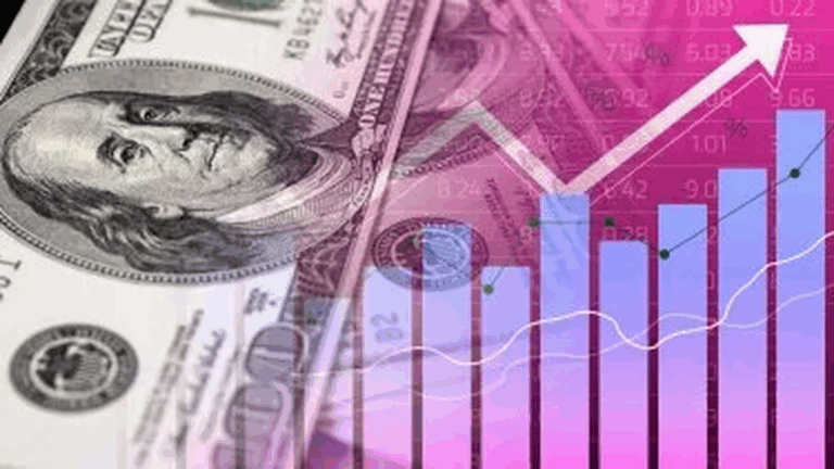 El dólar oficial registró una suba de $25 pese al intento del Gobierno de frenar la demanda