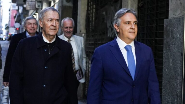 La política busca nuevos cauces