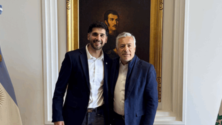 Alejados de la interna, Puente y Monti avanzan con los diálogos