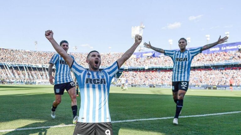 Racing goleó 3-0 a Riestra y avanzó a los cuartos de final de la Copa Argentina