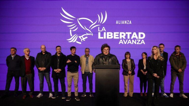 «El rumbo no se va a modificar, se va a redoblar»