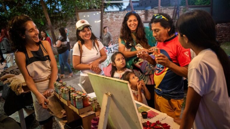 Vuelve la Feria de Tienda C a la Casa de la Cultura