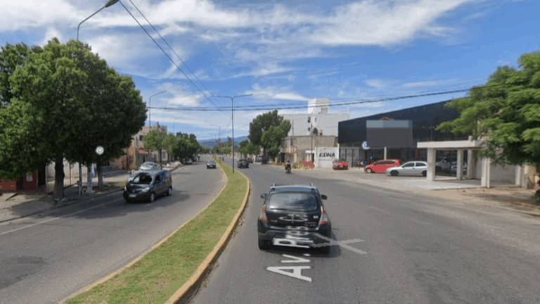 Una joven resultó lesionada tras protagonizar un accidente vial