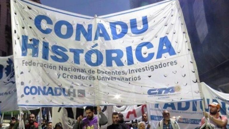 Amenazan con paro nacional y marcha federal si Milei veta la Ley de Financiamiento