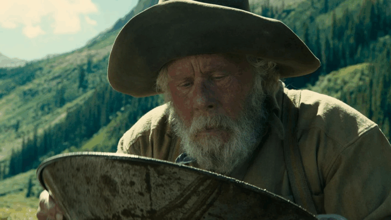 Netflix: la película protagonizada por Liam Neeson que cuenta seis grandes historias en una sola