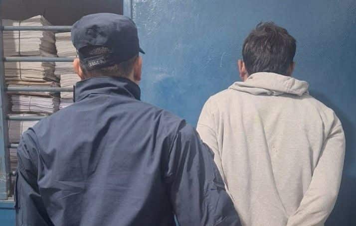 Grave hecho de inseguridad en el sur de la Capital: un hombre y una mujer heridos con arma blanca