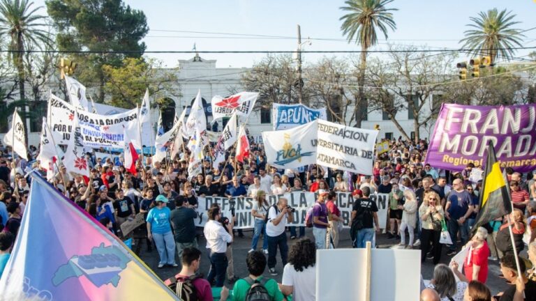 Catamarca también marchó en defensa de la educación pública universitaria