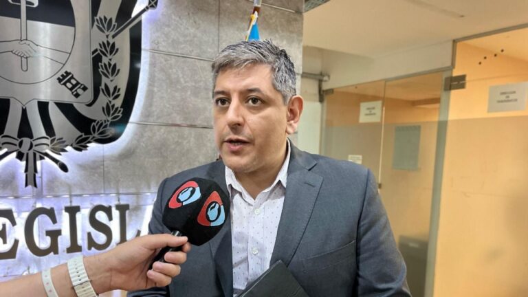 Me parece que no tienen nada nuevo que ofrecer, por eso escapan al debate