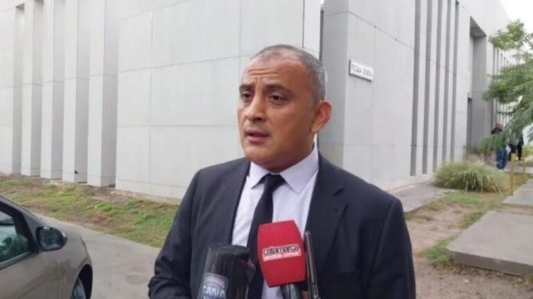 El Tribunal de Enjuiciamiento archivó la denuncia contra el fiscal Hugo Costilla