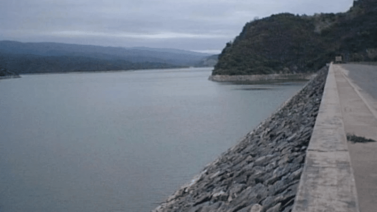 Algas en el Dique Las Pirquitas: cómo afecta al servicio de agua potable ?