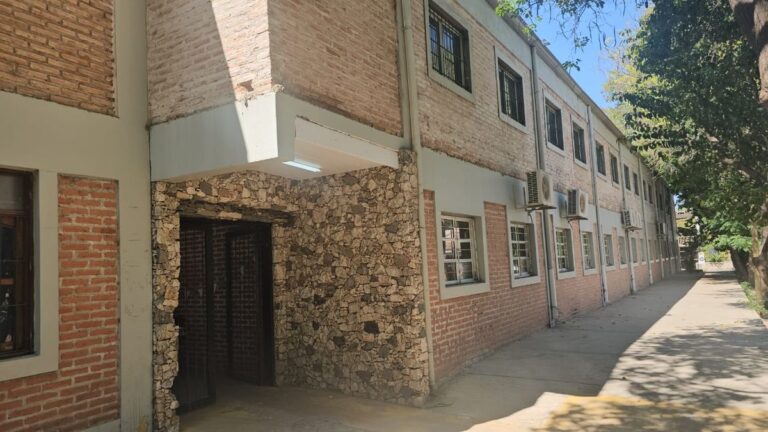 Una adolescente fue atacada por sus compañeras en una escuela de Valle Viejo