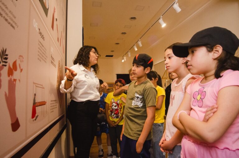 Cómo reservar visitas guiadas en CATA para escuelas y grupos