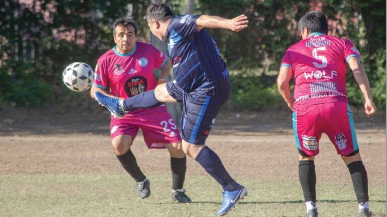 Y el forastero se las BANCÓ