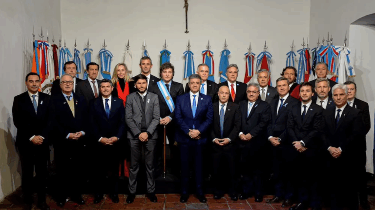 Mandatarios dialoguistas, al encuentro de Milei
