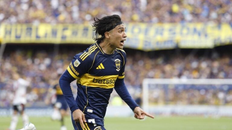 Paredes destacó la actuación de Zeballos en el Superclásico: Tener confianza es algo espectacular