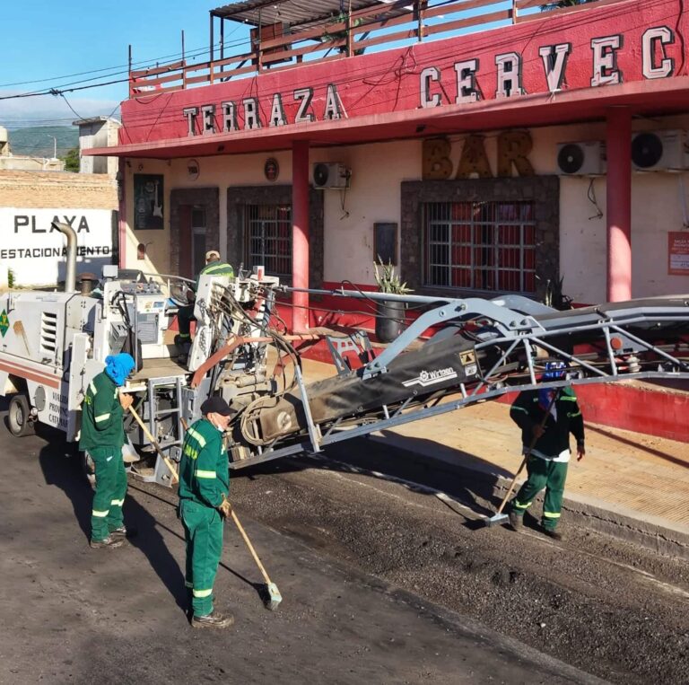 Avanzan las obras viales en Avenida Belgrano: inició el fresado entre Junín y Sarmiento